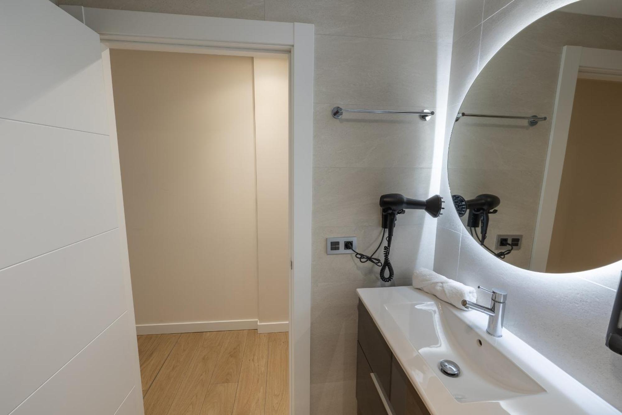 Tuapartamento Gran Boutique - Centro Ciudad Plaza Del Castillo Apartment *