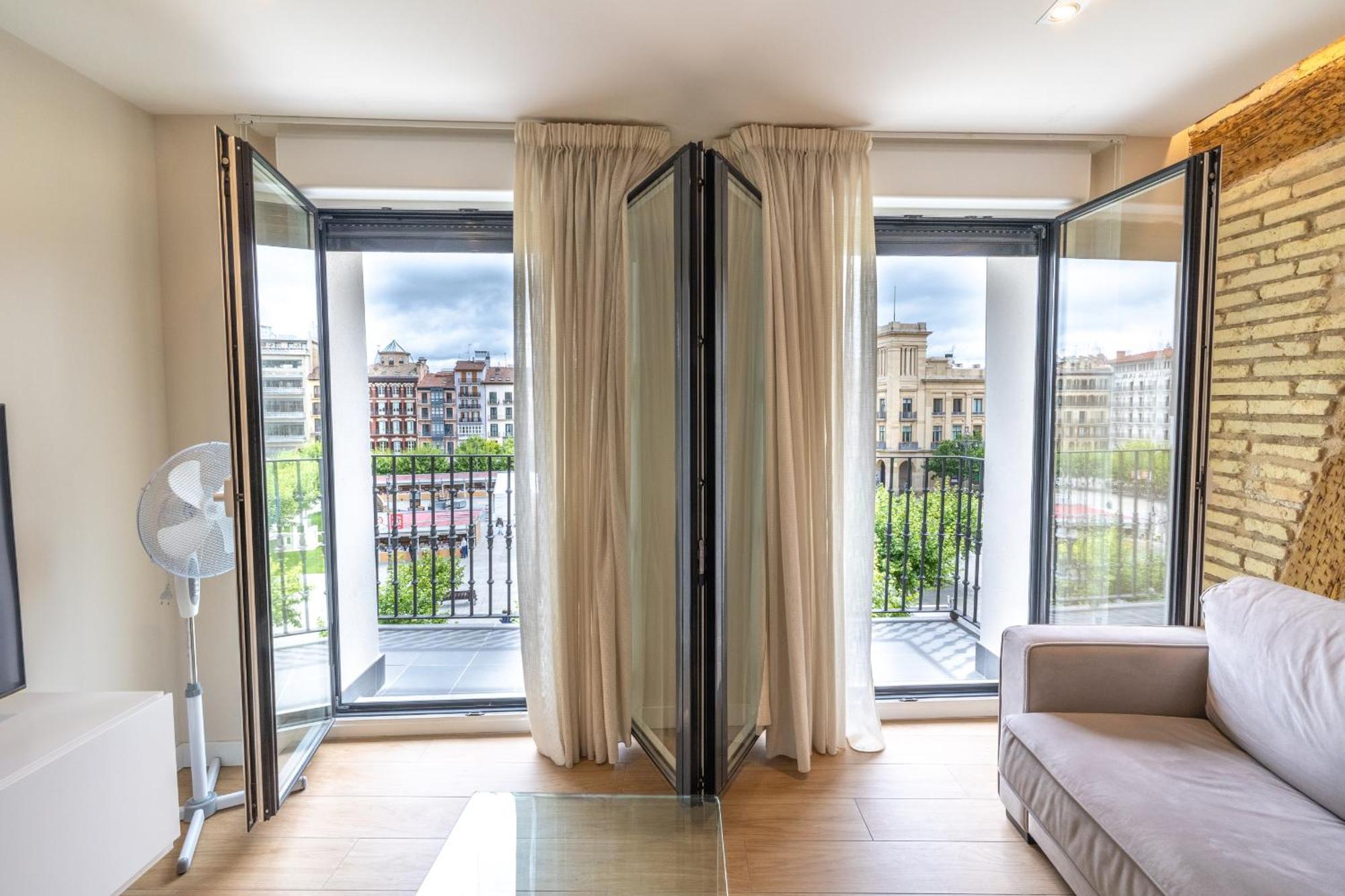 Tuapartamento Gran Boutique - Centro Ciudad Plaza Del Castillo Apartment